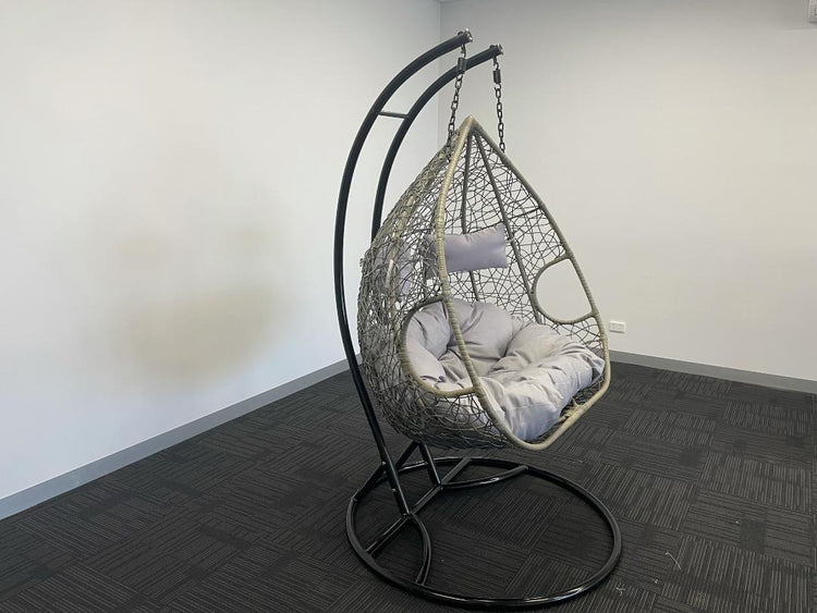 'Queenie' Hanging Egg Swing Chair - Outdoor Wicker Twin Seat