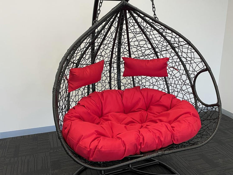 'Queenie' Hanging Egg Swing Chair - Outdoor Wicker Twin Seat