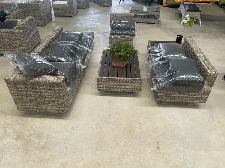 Autumn Sunset 7-Piece Outdoor Modular Lounge Set